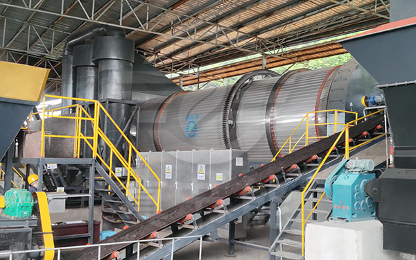 市政污泥干燥機運行現(xiàn)場 市政污泥干燥機運行現(xiàn)場