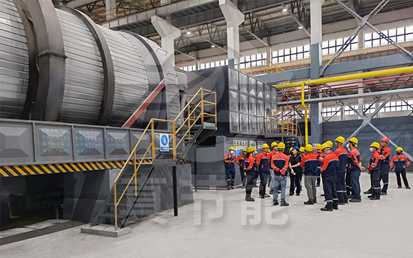 多回程化工污泥干燥機運行現(xiàn)場 多回程化工污泥干燥機運行現(xiàn)場