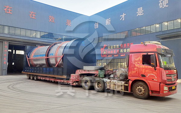 低溫污泥干燥設(shè)備運(yùn)輸現(xiàn)場(chǎng) 低溫污泥干燥設(shè)備運(yùn)輸現(xiàn)場(chǎng)