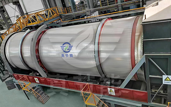 大型污泥干燥機(jī)運(yùn)行現(xiàn)場 大型污泥干燥機(jī)運(yùn)行現(xiàn)場